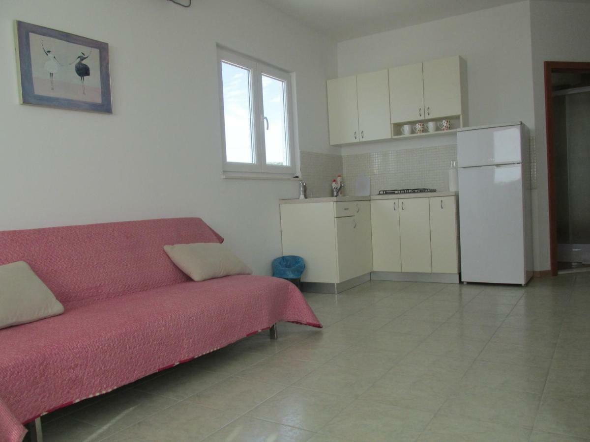 Sunny Apartman Pajdek Sevid Ngoại thất bức ảnh